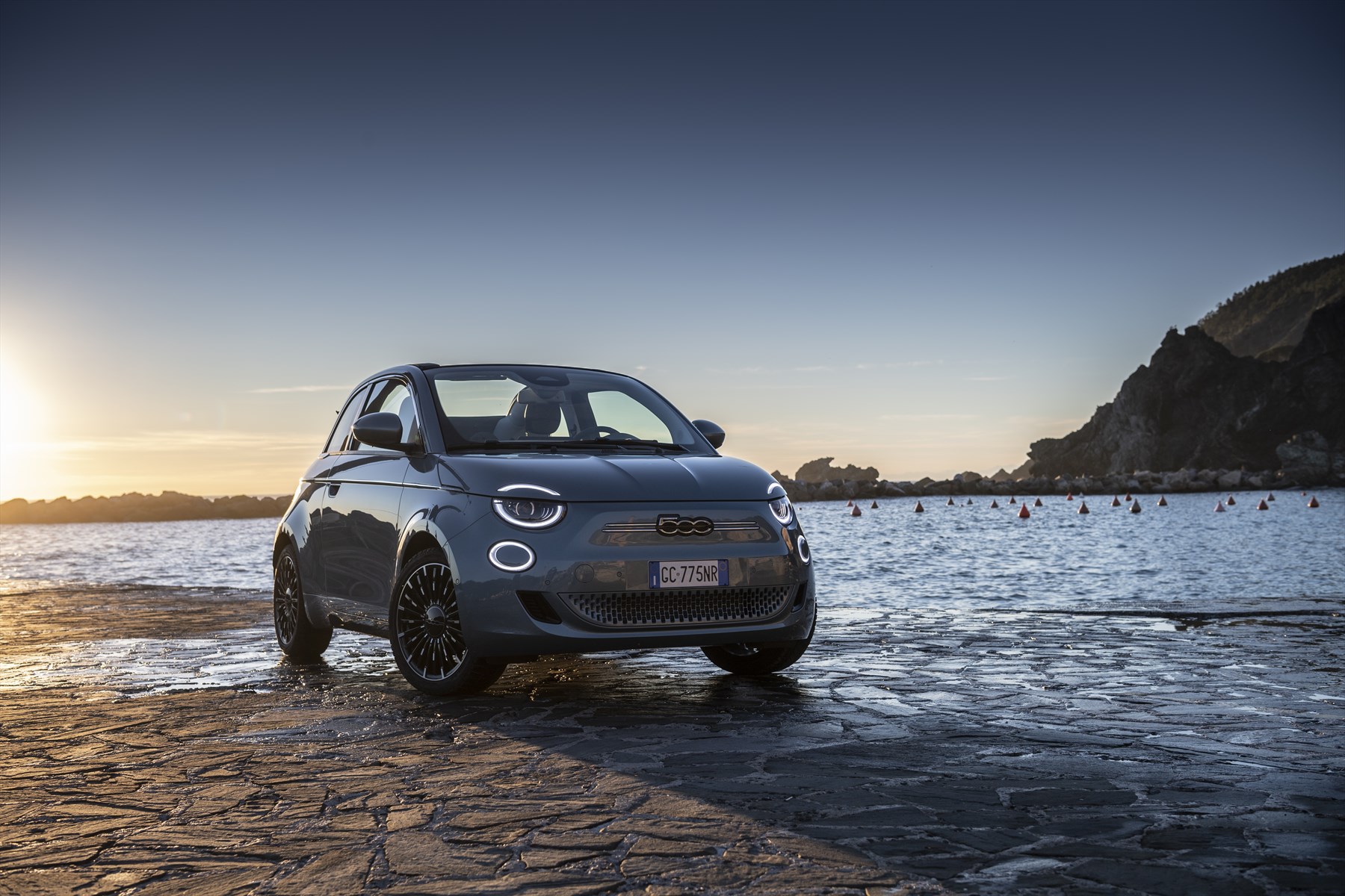 Fiat 500 Wins Convertible Of The Year Award Kempton Express Fiat 500 Wins Convertible Of The Year Award Kempton Express